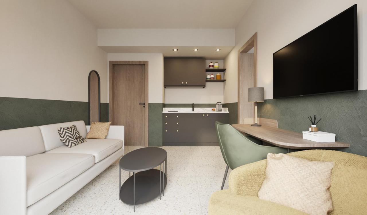 Evripidou 7 - Kalamata Mediterranean Suites Eksteriør billede