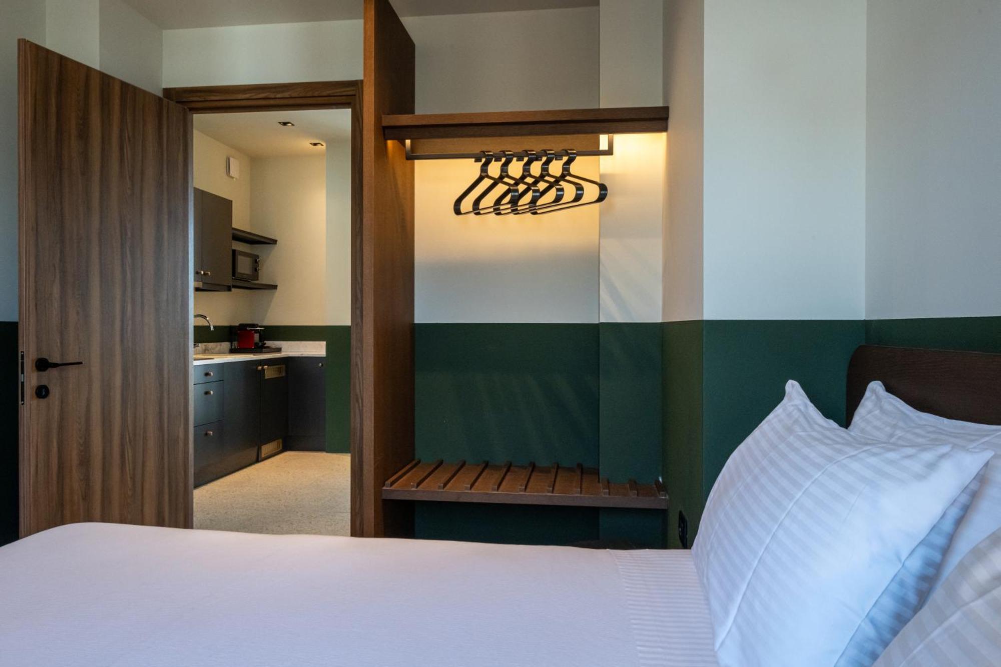 Evripidou 7 - Kalamata Mediterranean Suites Værelse billede