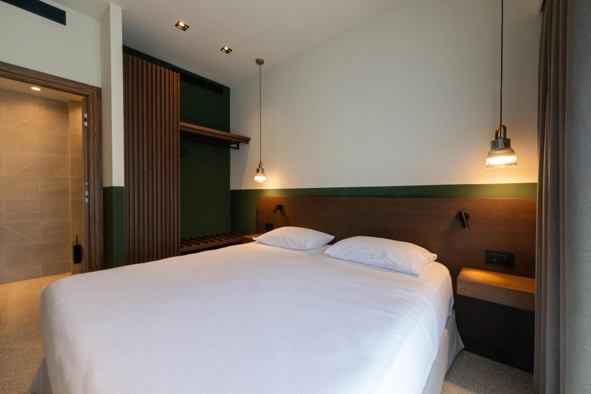 Evripidou 7 - Kalamata Mediterranean Suites Eksteriør billede