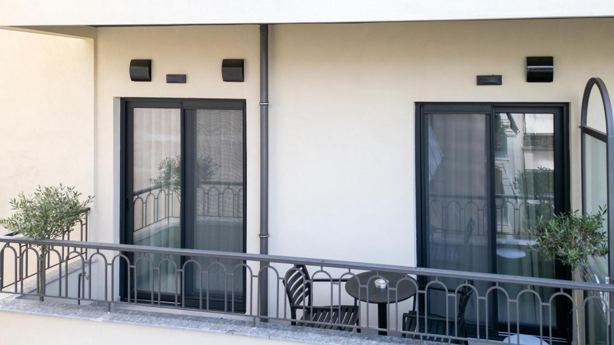 Evripidou 7 - Kalamata Mediterranean Suites Eksteriør billede