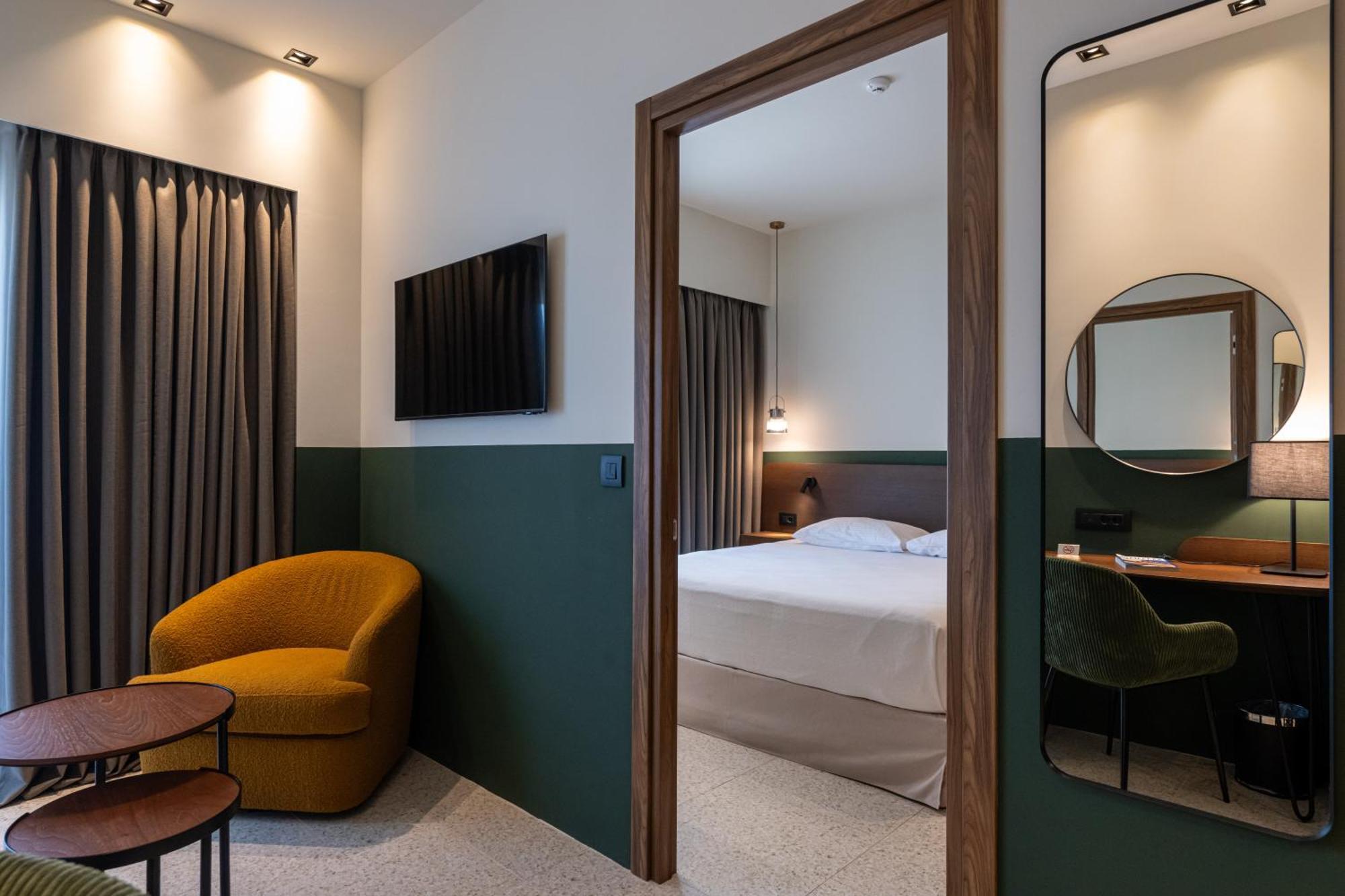 Evripidou 7 - Kalamata Mediterranean Suites Eksteriør billede