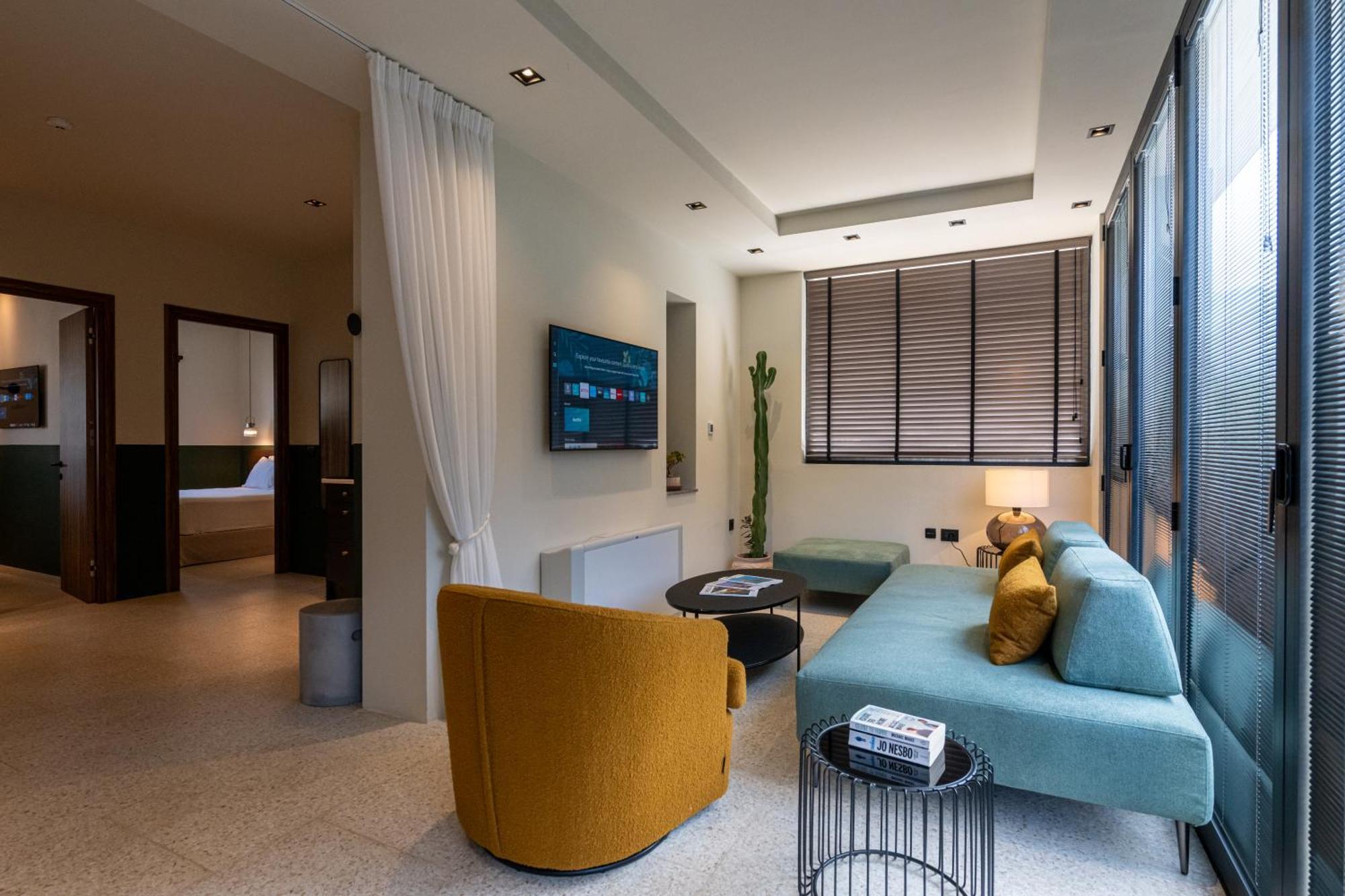 Evripidou 7 - Kalamata Mediterranean Suites Værelse billede